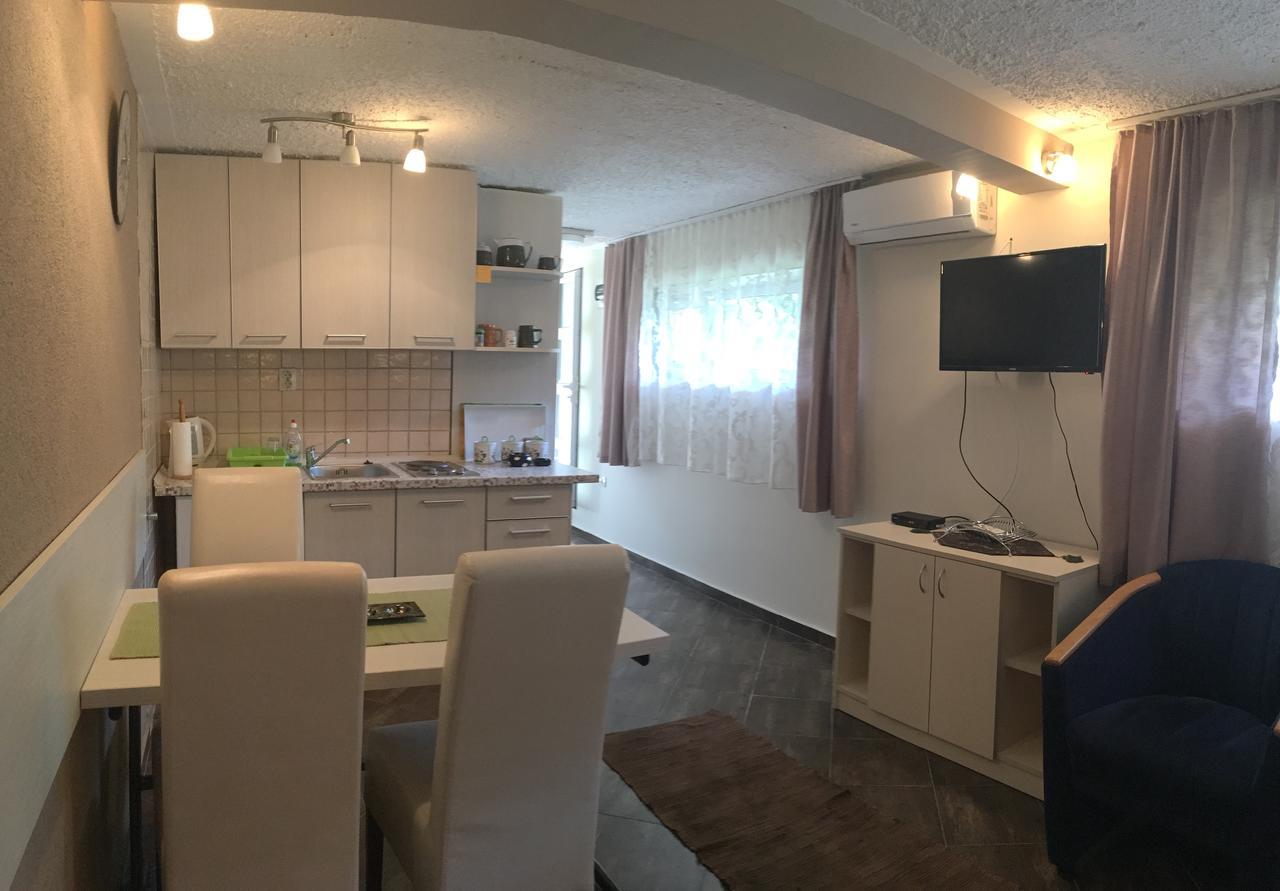 Apartment Garden Κότορ Εξωτερικό φωτογραφία