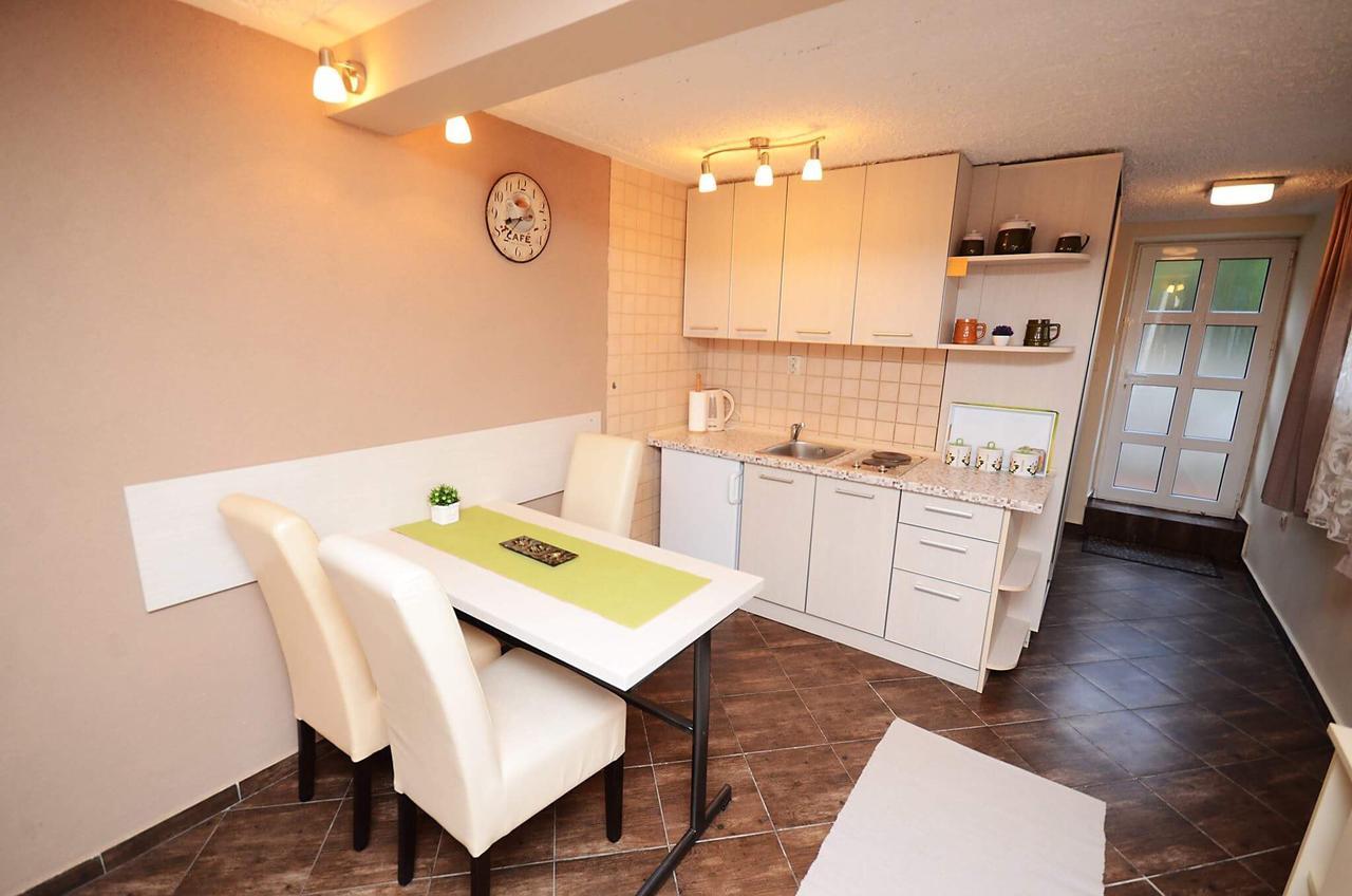 Apartment Garden Κότορ Εξωτερικό φωτογραφία